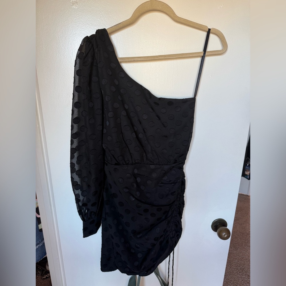Lovers + Friends Black Polka Dot One-Shoulder Dress